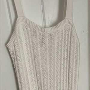 WILLOW AND WIND Crochet White sleeveless Dress. Medium